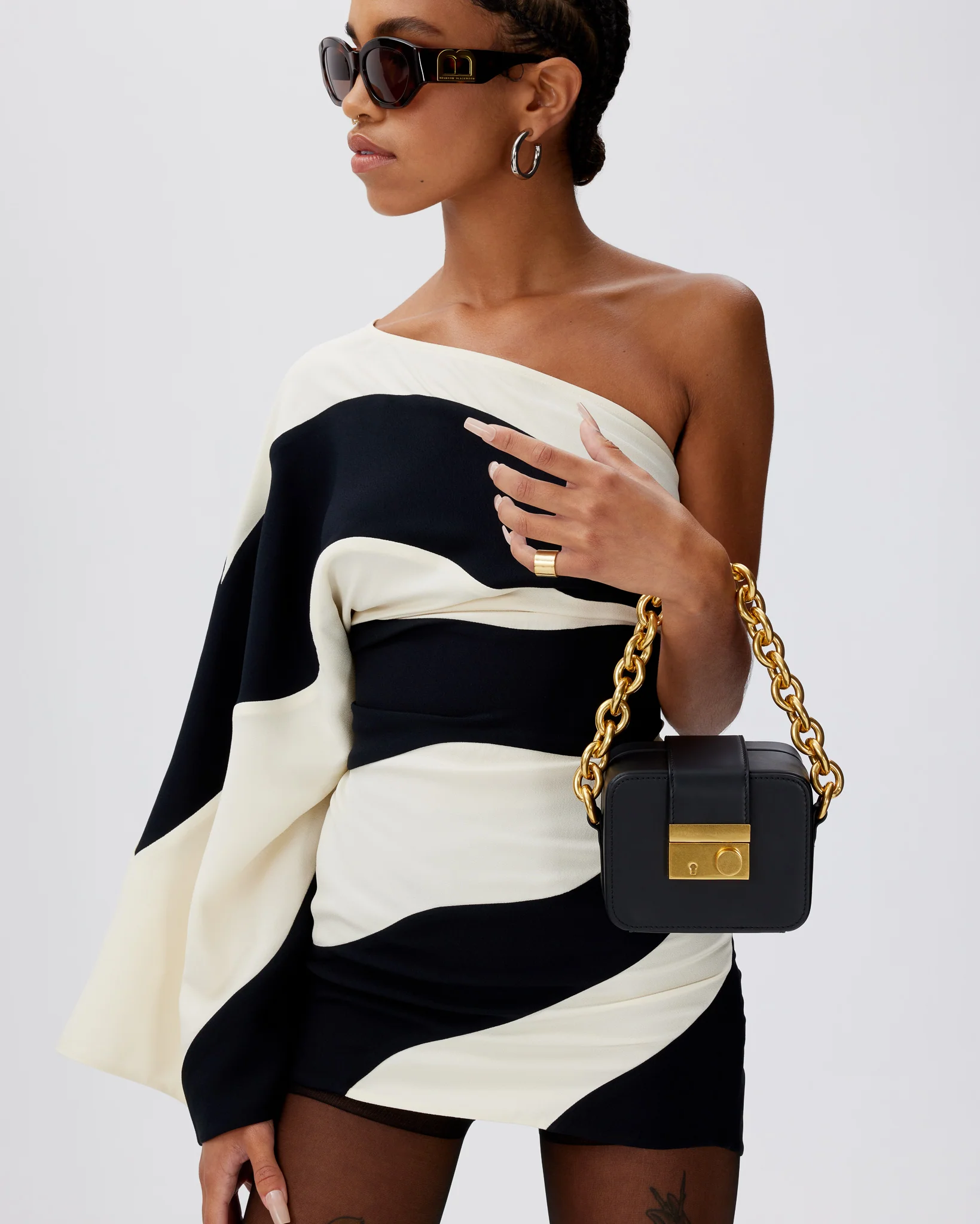Marlo Buckle Bag - Image 6